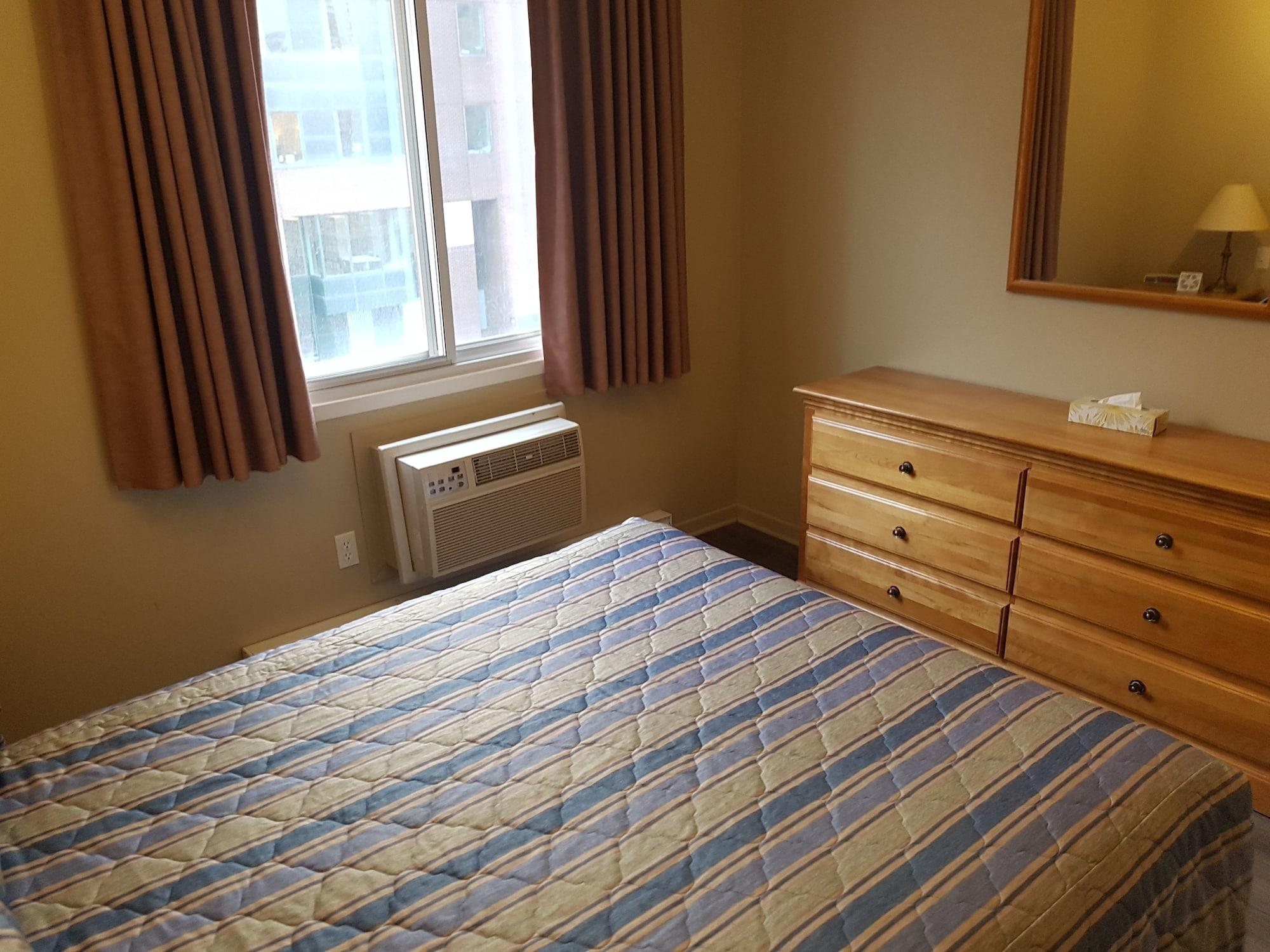 Hotel Le Roberval Монреал Екстериор снимка