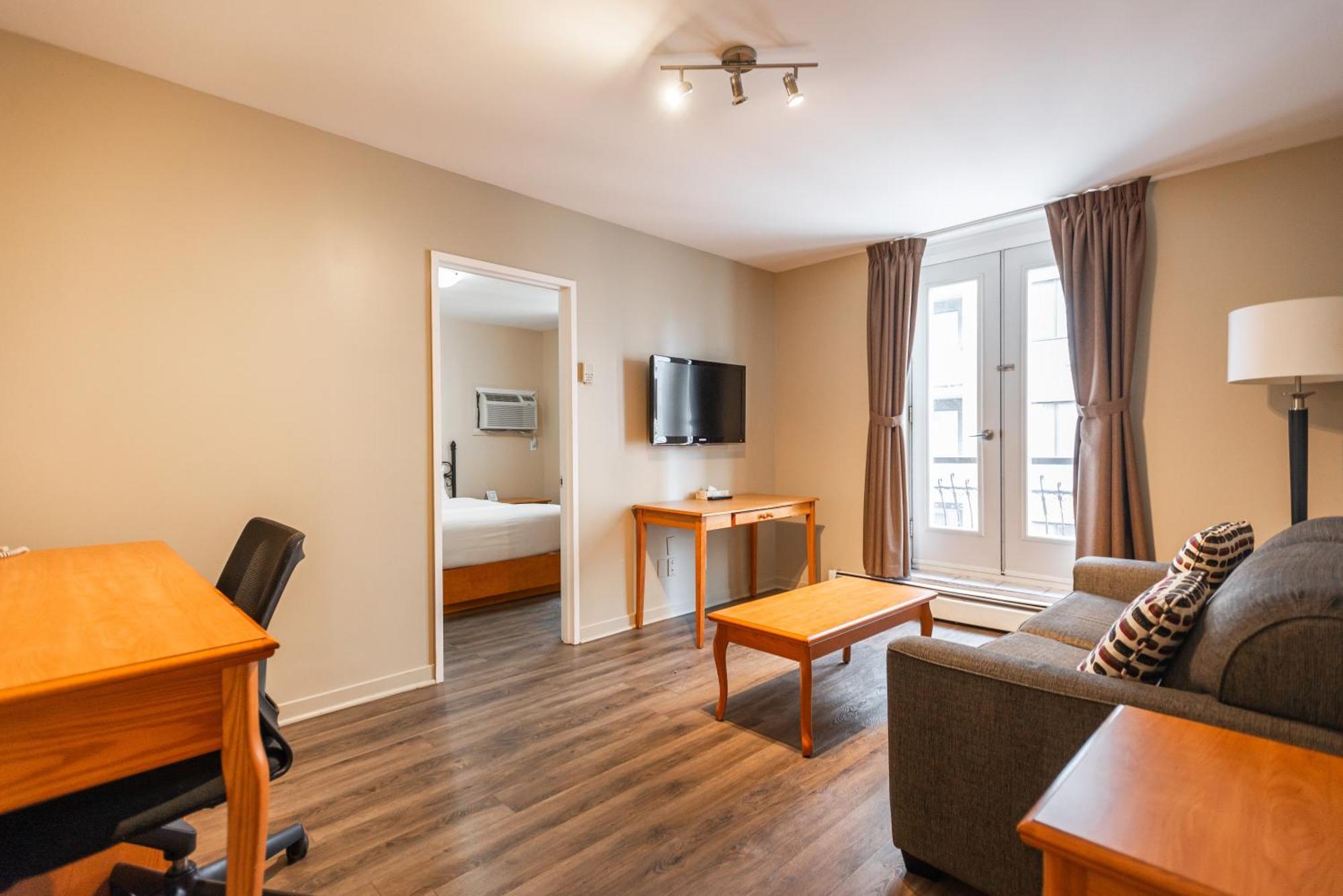 Hotel Le Roberval Монреал Екстериор снимка