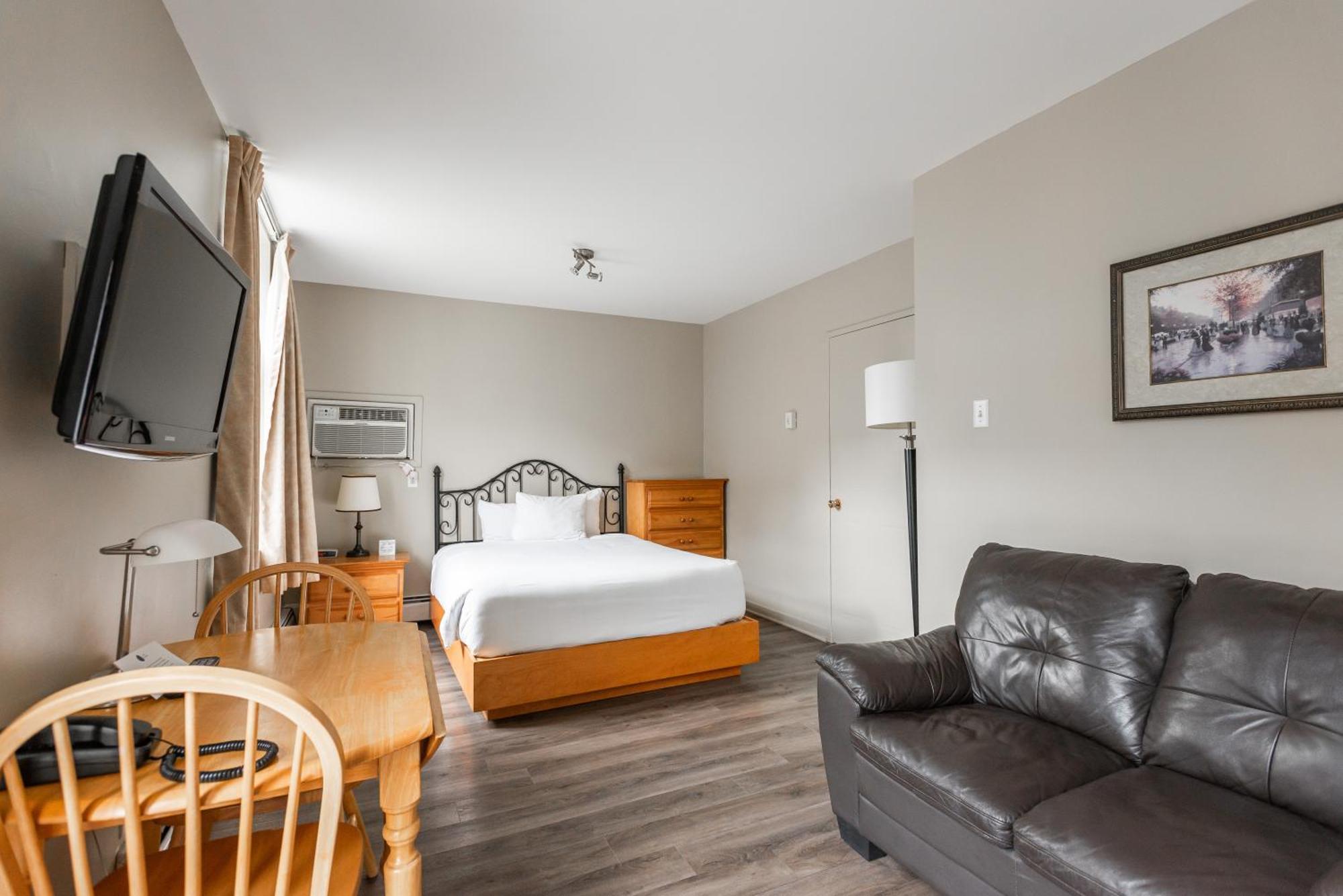 Hotel Le Roberval Монреал Екстериор снимка